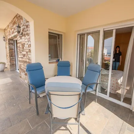 Modern In With Swimming Pool