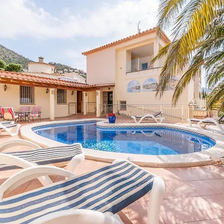 Modern In With Swimming Pool Apartament *